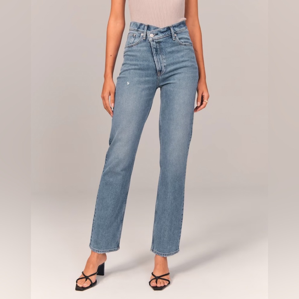 Abercrombie & Fitch 90s Ultra High Rise Jean With Criss-Cross Waist Size 25